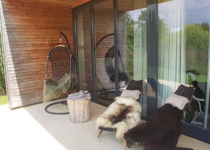 Chalet Sfeervol Midden In De Halle