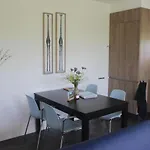 Sfeervol Midden In De *